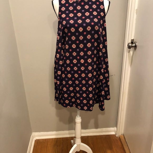 Shift dress - Picture 2 of 3